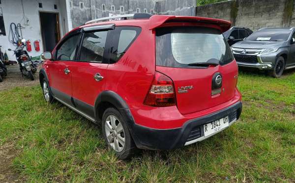 NISSAN GRAND LIVINA 1.5 X – GEAR