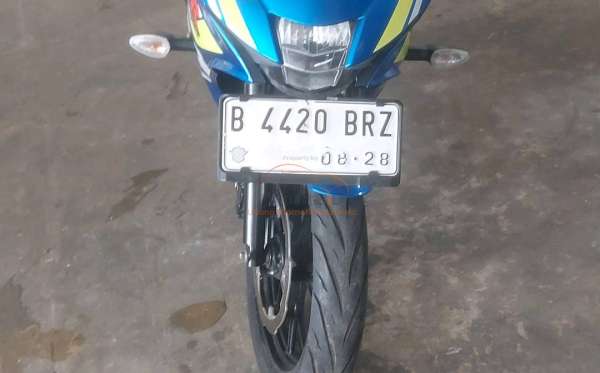 SUZUKI GSX R 150