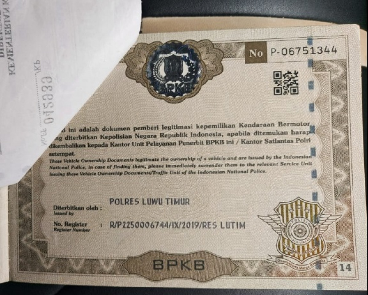 TOYOTA HILUX 2.4G DC 4X4