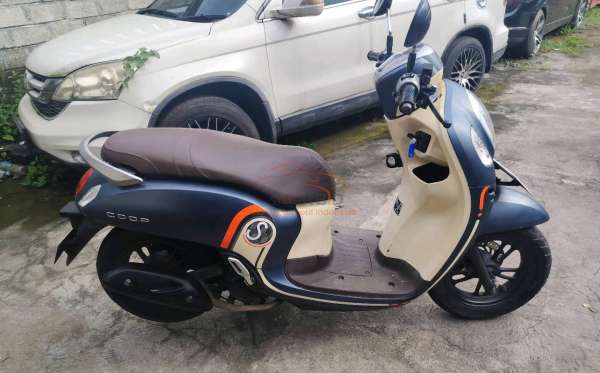 HONDA  SCOOPY