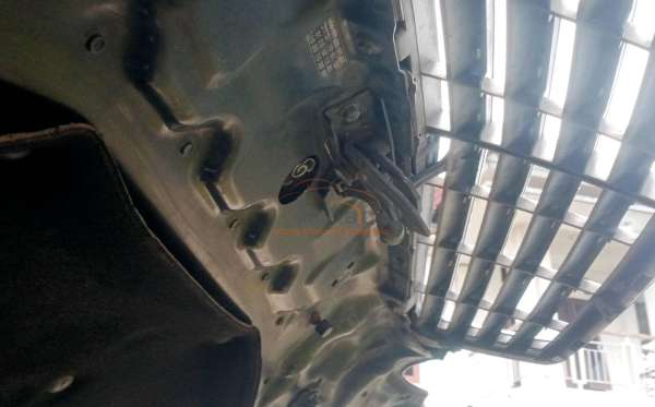 MERCEDES BENZ E 240 ELEGANCE CKD A