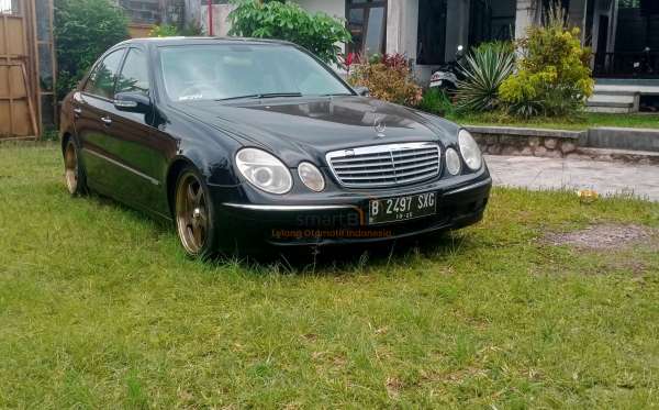 MERCEDES BENZ E 240 ELEGANCE CKD A