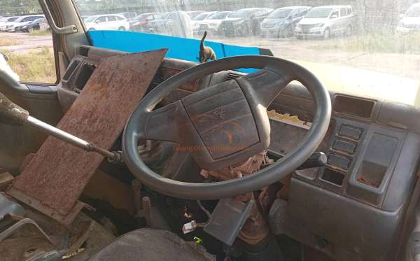 MITSUBISHI  FE  74 HDV