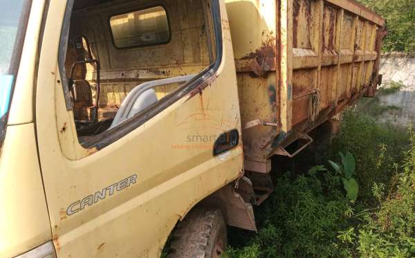 MITSUBISHI  FE  74 HDV