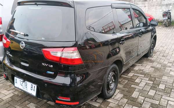 NISSAN  GRAND LIVINA  XV