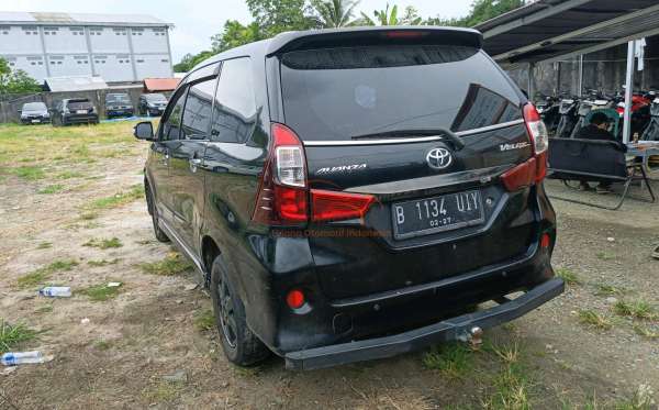 TOYOTA AVANZA