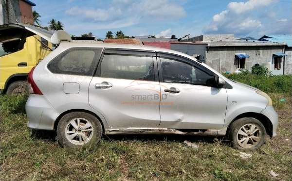 TOYOTA AVANZA VELOZ