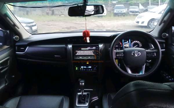 TOYOTA  FORTUNER  2.8 VRZ