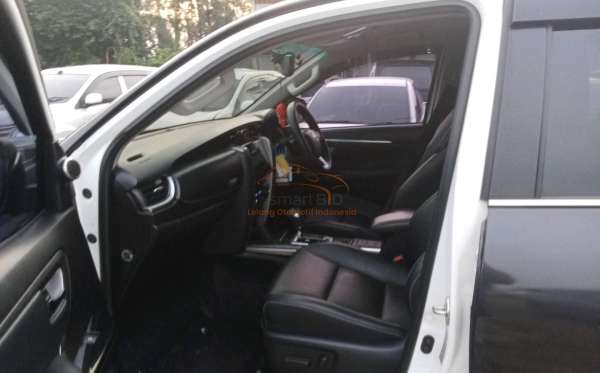 TOYOTA  FORTUNER  2.8 VRZ