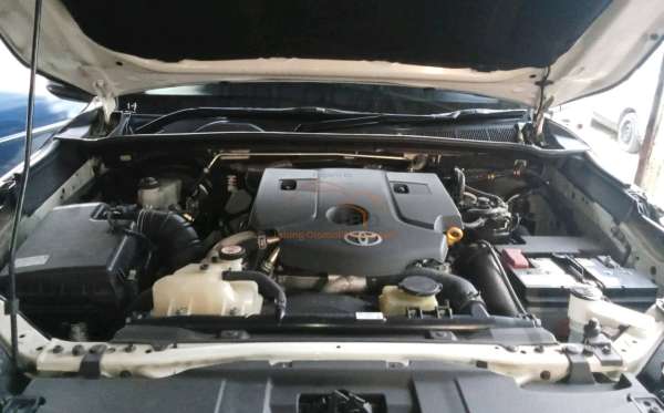 TOYOTA  FORTUNER  2.8 VRZ