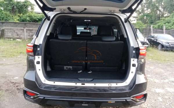 TOYOTA  FORTUNER  2.8 VRZ