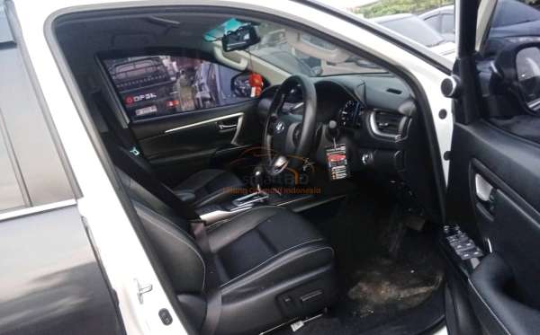 TOYOTA  FORTUNER  2.8 VRZ