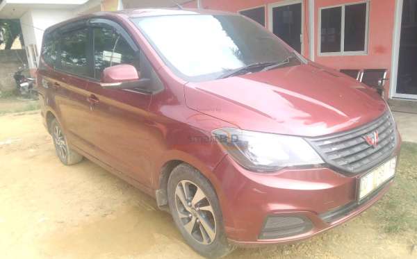WULING  CONFERO 1.5