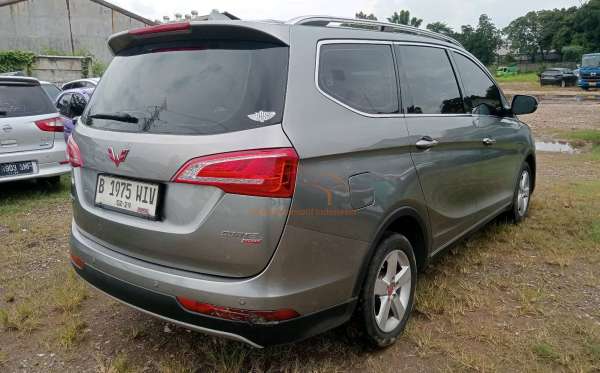 WULING CORTEZ 1.5ST LUX CVT