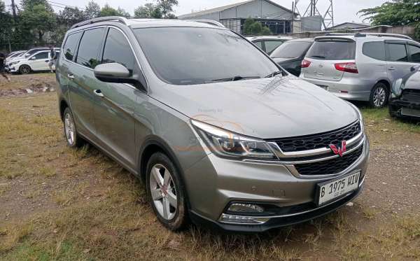 WULING CORTEZ 1.5ST LUX CVT