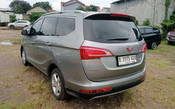 WULING CORTEZ 1.5ST LUX CVT