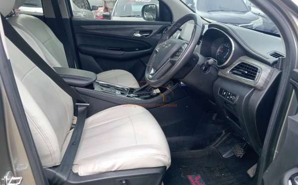 WULING CORTEZ 1.5ST LUX CVT