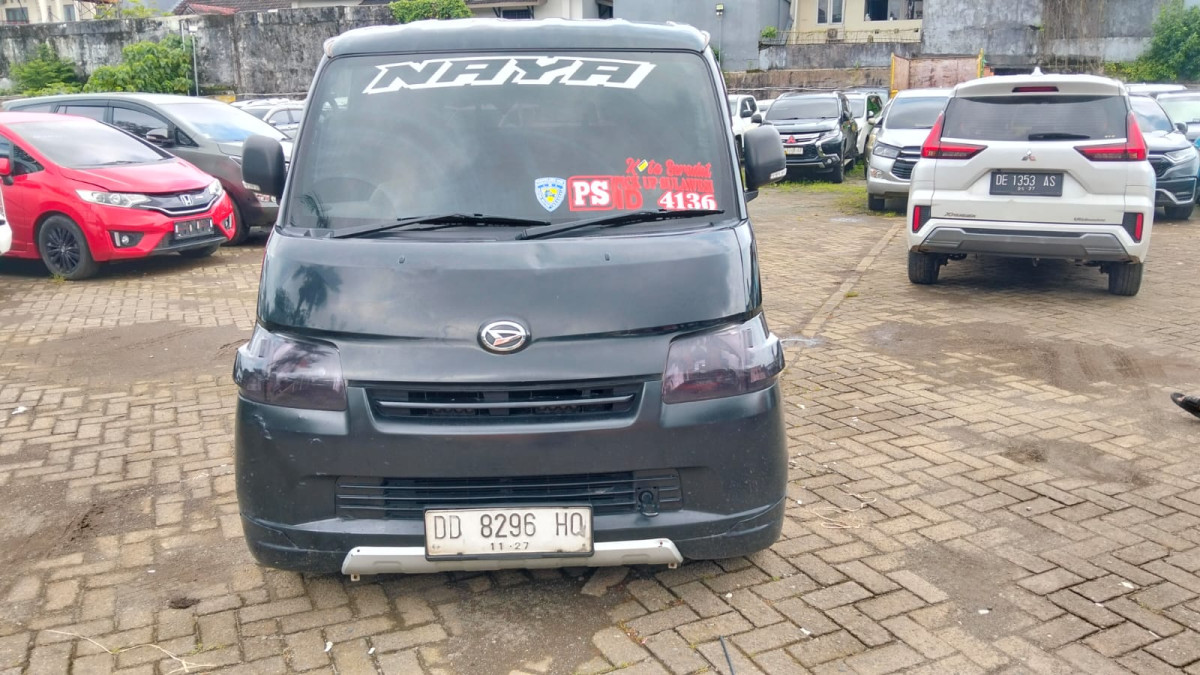 DAIHATSU GRAN MAX PU AC PS 1.5