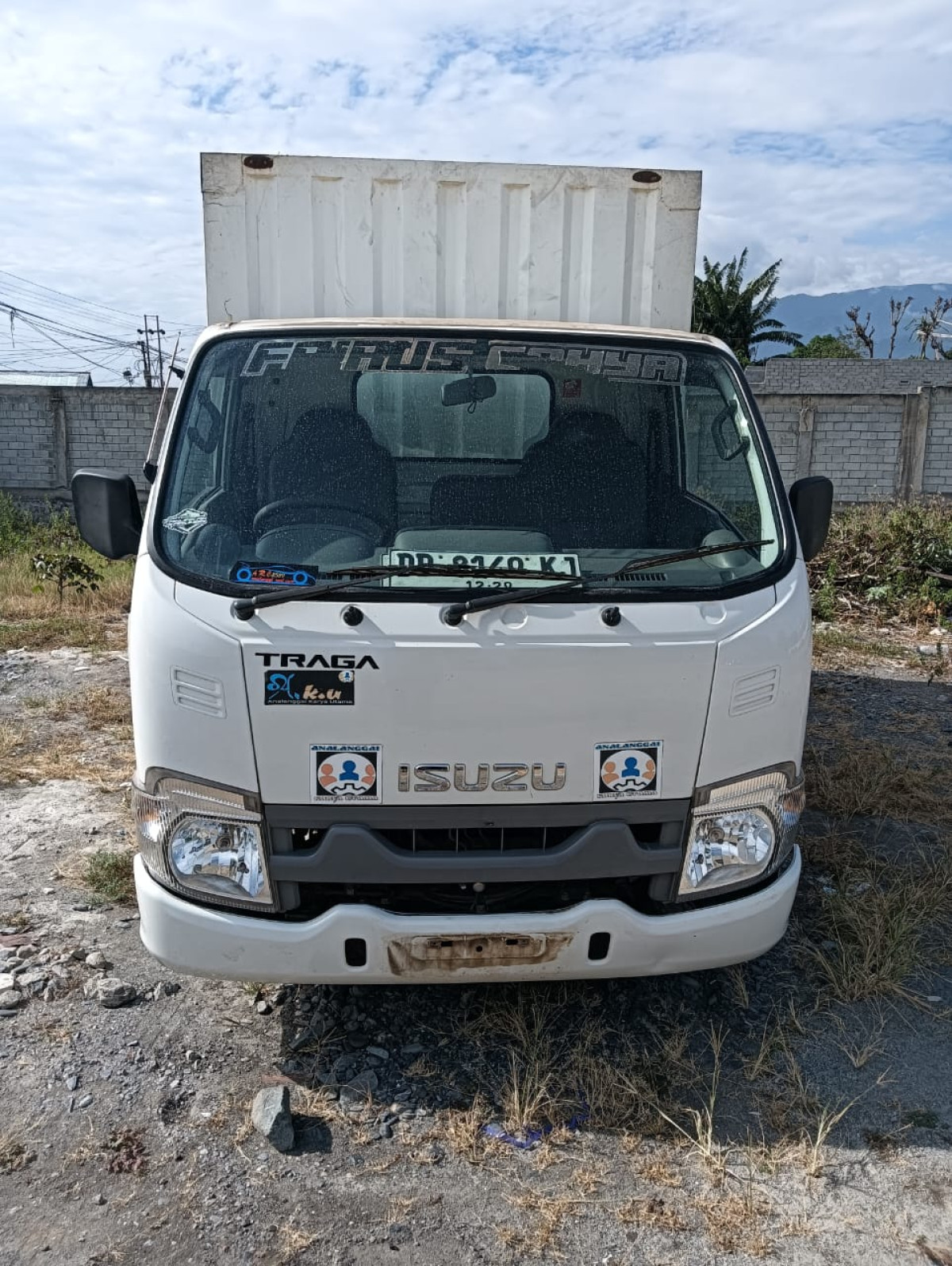 ISUZU  TRAGA PHR54U