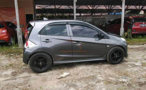 HONDA BRIO
