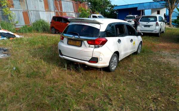 HONDA  MOBILIO  DD4 1.5E