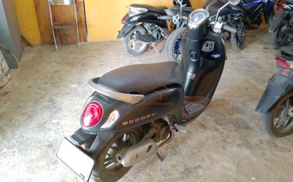 HONDA  SCOOPY