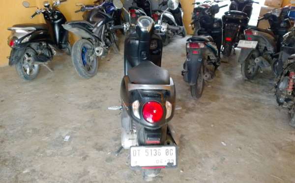 HONDA  SCOOPY