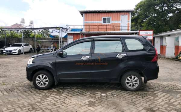 TOYOTA AVANZA