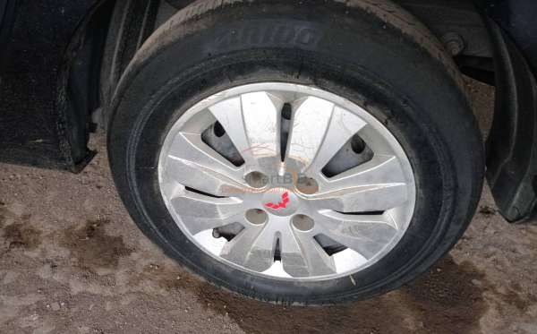 WULING CONFERO