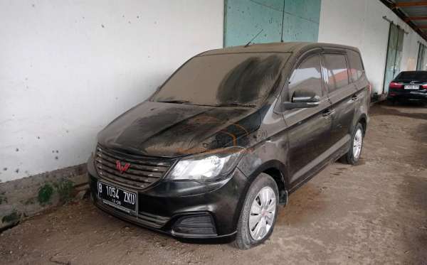 WULING CONFERO