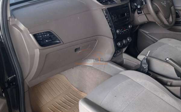 WULING CONFERO