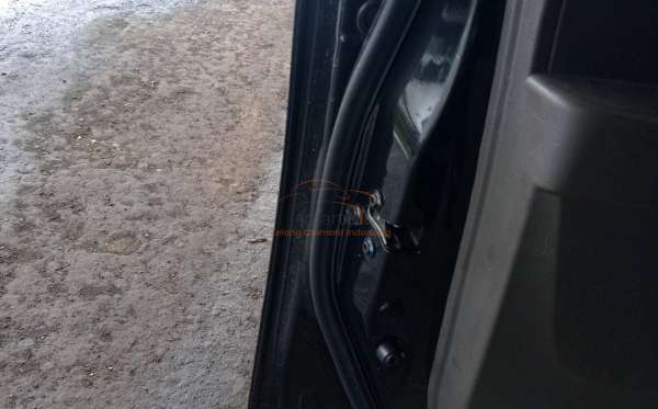 WULING CONFERO