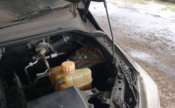 WULING CONFERO