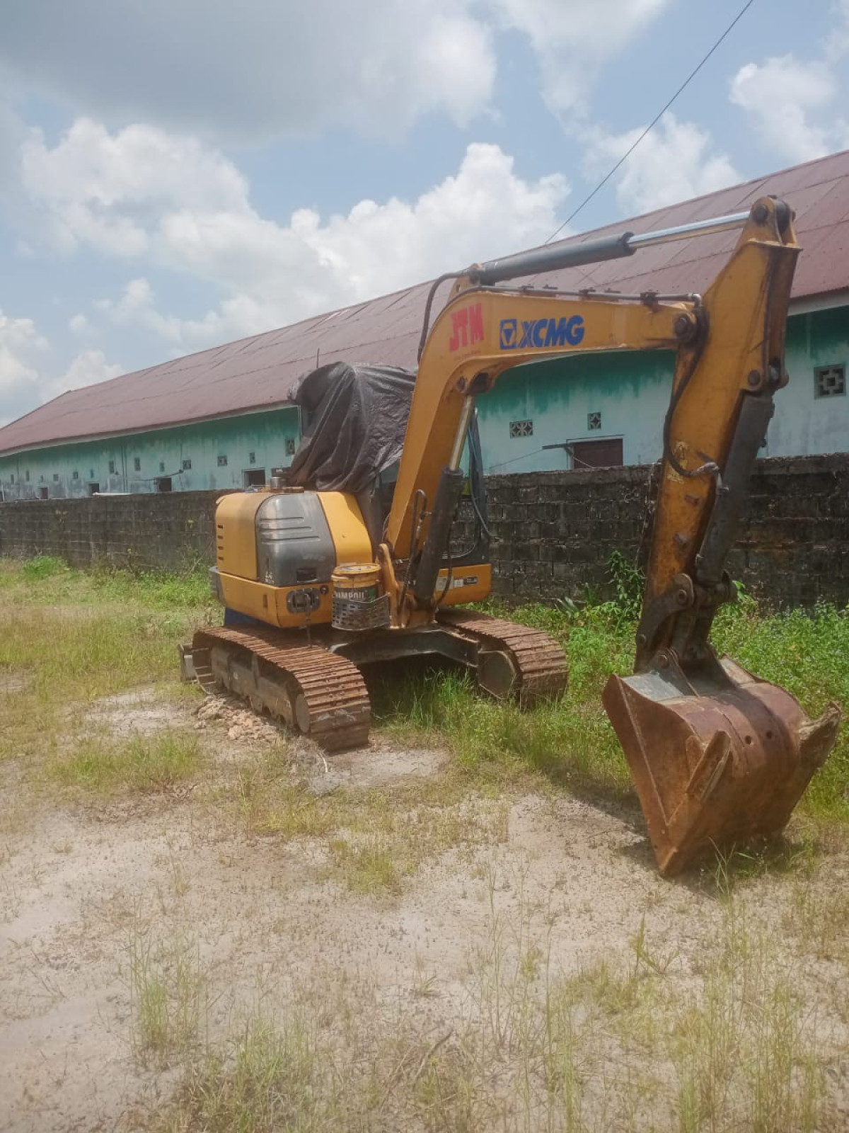 XCMG EXCAVATOR  XE215C