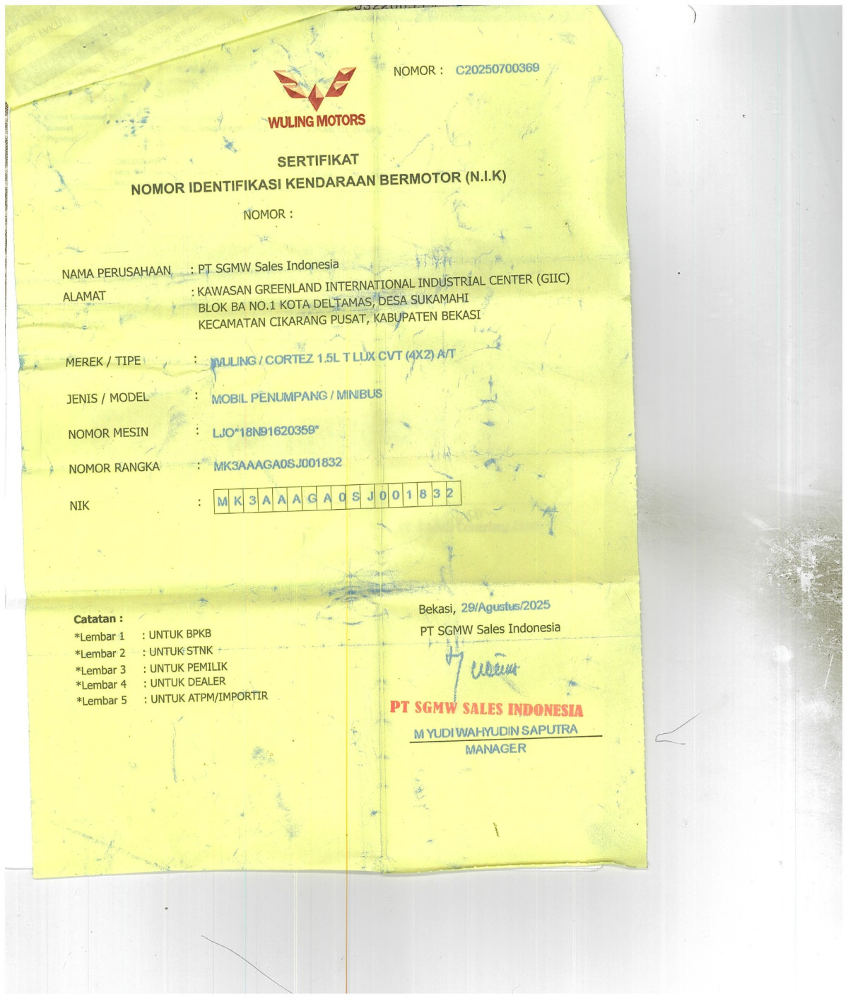 WULING CORTEZ 1.5 LUX