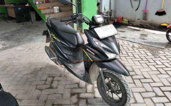HONDA BEAT STREET