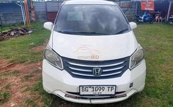 HONDA FREED GB3 1.5 E