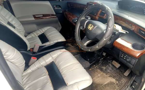 HONDA FREED GB3 1.5 E