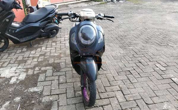 HONDA SCOOPY