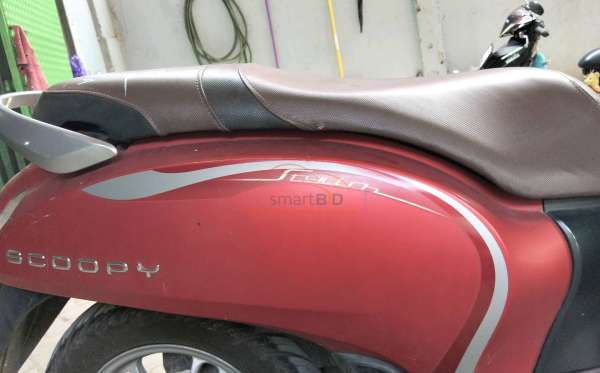 HONDA SCOOPY PRESTIGE