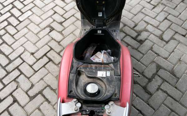 HONDA SCOOPY PRESTIGE