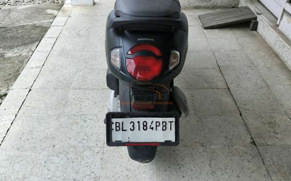 HONDA SCOOPY PRESTIGE