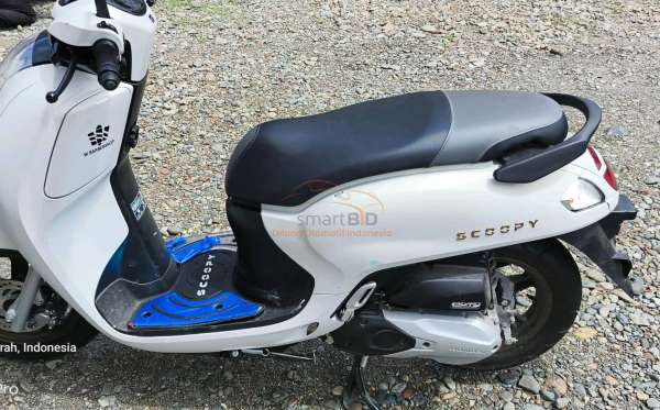 HONDA SCOOPY PRESTIGE