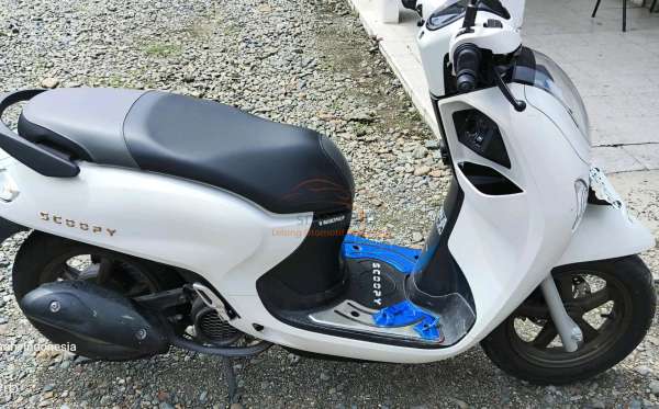 HONDA SCOOPY PRESTIGE
