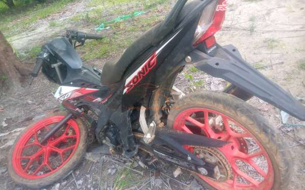HONDA SONIC 150 R