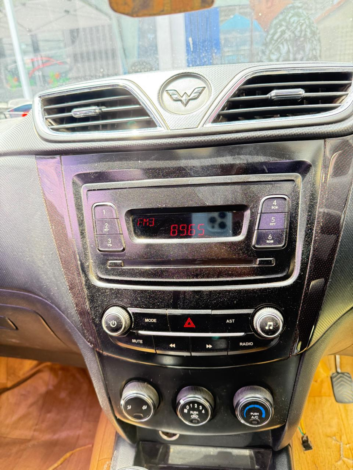 WULING  CONFERO  S 1.5C