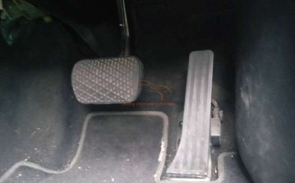 MERCEDES BENZ C 200 CGI