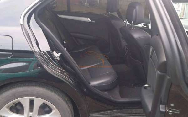 MERCEDES BENZ C 200 CGI