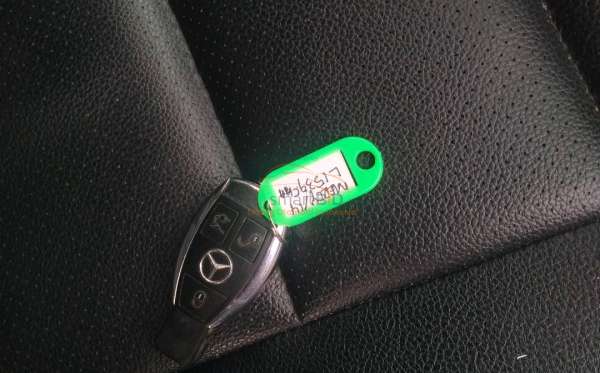 MERCEDES BENZ C 200 CGI