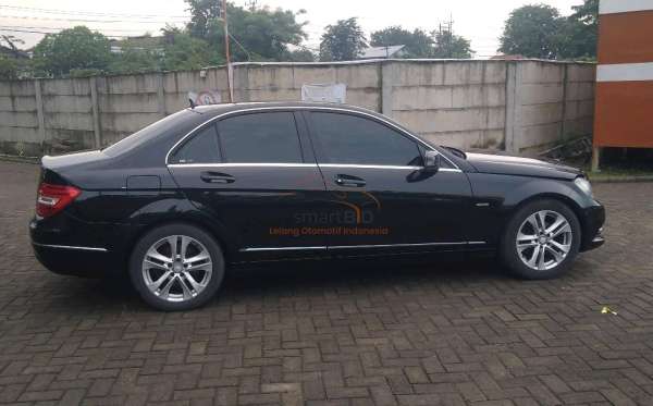 MERCEDES BENZ C 200 CGI